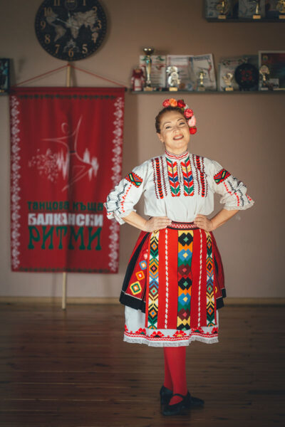 Стела Андонакиева - преподавател в танцова къщаБалкански ритми гр. Варна