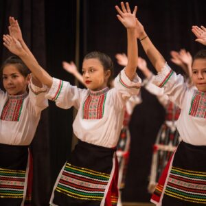 Народни танци за деца 10-14 години в Балкански Ритми - гр. Варна