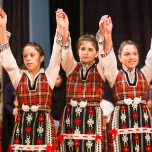 Народни танци за деца 10-14 години в Балкански Ритми - гр. Варна