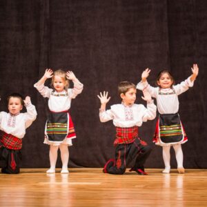 Народни танци за деца 4-6 години - Балкански ритми - гр. Варна